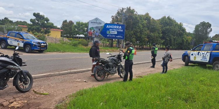 La PNC realiza operativo en Monjas para fortalecer el cumplimiento de normativas viales