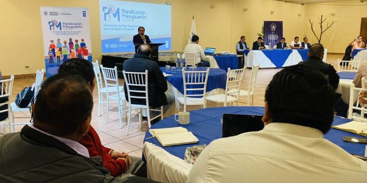 Fortalecen lineamientos de planificación e inversión pública para San Marcos