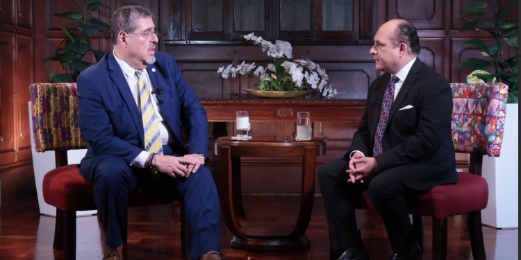 Presidente Arévalo celebra convergencia Gobierno-Congreso para llevar desarrollo a Guatemala