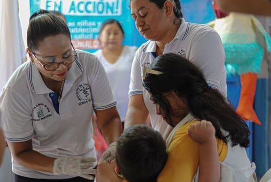 Jornada de vacunación contra el sarampión y la polio en Izabal