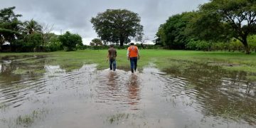 Conred monitorea nivel del Río Paz. / Foto: Conred.