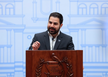 Secretario de Comunicación, Santiago Palomo, señaló desestimación de denuncias por parte del MP. / Foto: Gilber García.