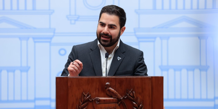 Secretario de Comunicación, Santiago Palomo, señaló desestimación de denuncias por parte del MP. / Foto: Gilber García.