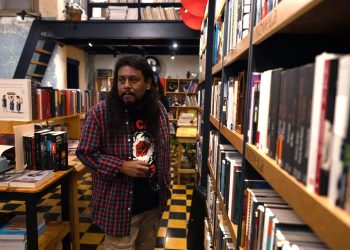 El director de cine guatemalteco Ameno Córdova da detalles sobre la muestra 'Cortos finos para tu cabeza' que se exhibirá mañana en cines Cápitol.