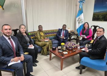 Guatemala y Zimbabue fortalecen sus relaciones bilaterales
