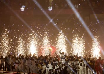 La ceremonia de clausura de los Juegos Paralímpicos de París 2024 fueron una fiesta de luz, color y música.