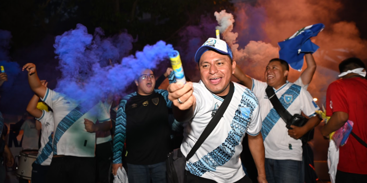 En imágenes | El color del Guatemala vs. Martinica