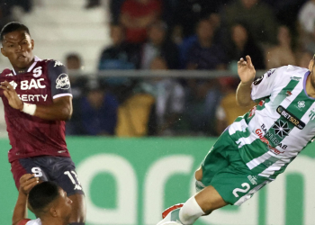 Antigua mantiene el empate ante Saprissa y la serie se decidirá en Costa Rica.