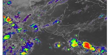 Clima: Se mantiene el ambiente cálido y prevén lluvias por la tarde y noche