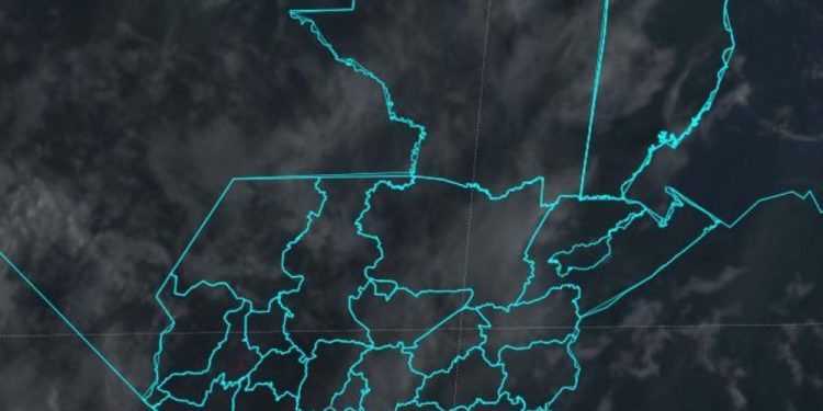 Clima: Continuará el ambiente cálido y húmedo en el país