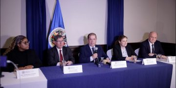 Conferencia de prensa misión de observadores de la OEA.