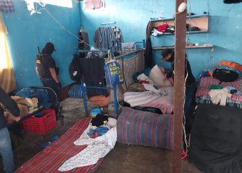 Requisa en preventivo de hombres de Quiché logra la incautación de varios ilícitos. / Foto: PNC.