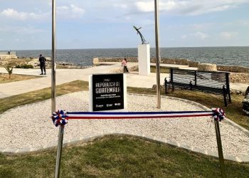 Inauguran plaza en honor a Guatemala en República Dominicana