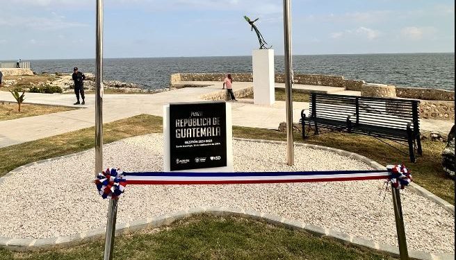 Inauguran plaza en honor a Guatemala en República Dominicana