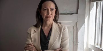 La lideresa venezolana, María Corina Machado, agradece a nueve países que rechazaron la orden de detención contra el excandidato Edmundo González. /Foto: EFE archivo