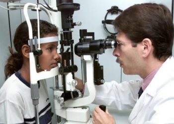 Estudio prevé aumento de la prevalencia de miopía en niños y adolescentes para 2025.
