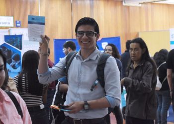 Más de 5 mil guatemaltecos participaron en la Feria Nacional de Becas. / Foto: Segeplan.