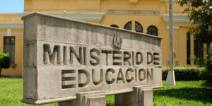 Autoridades del Ministerio de Educación participan en taller internacional que busca la transformación digital en el sistema educativo. / Foto: AGN.