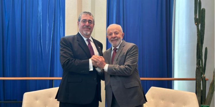 Presidente Arévalo sostiene una reunión bilateral con su homólogo de Brasil
