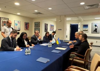 Presidente Bernardo Arévalo sostuvo reunión con el presidente de Ucrania, Volodímir Zelenski