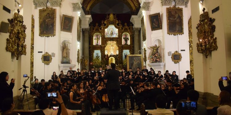 Parroquia de La Merced fue el escenario para escuchar la Misa de Réquiem de Mozart