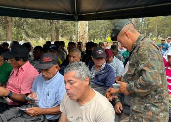 Veteranos militares son capacitados para la conservación de los recursos naturales. /Foto: Ejército de Guatemala.