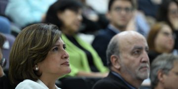 Vicepresidenta Herrera partició en el XI Congreso de Estudios del Desarrollo. /Foto: Byron de la Cruz.