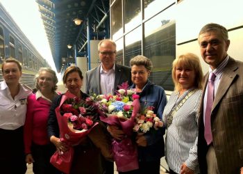 Primera dama, Lucrecia Peinado, a su llegada a Ucrania. /Foto: @RuslanSpirinUA