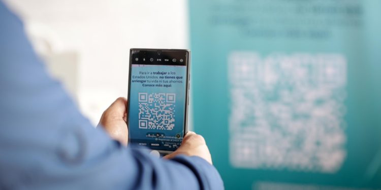 El Programa de Trabajo Temporal ofrece plazas laborales en el extranjero. /Foto: Mintrab.