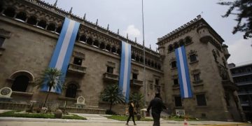 La SVET capacitó a personal del Ministerio de Gobernación. /Foto: Gobierno de Guatemala.