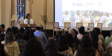 Karin Herrera participó en un conversatorio para el abordaje de la violencia sexual en la población xinka y garífuna. /Foto: Gilber García.