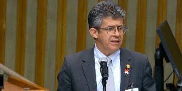 El ministro Joaquín Barnoya participó en un encuentro de Naciones Unidas sobre el panorama de la resistencia a los antimicrobianos. /Foto: MSPAS.