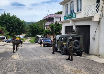 Mantienen operativos de seguridad en la frontera entre Guatemala y México