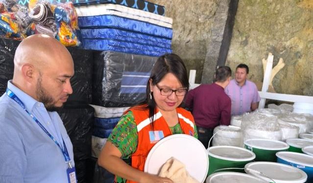 Entregan ayuda humanitaria a los afectados por lluvias en Huehuetenango