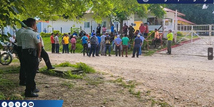 Logran acuerdo para la construcción de carretera en Sayaxché