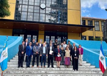 Nueva junta directiva del Centro Intercultural de Quetzaltenango