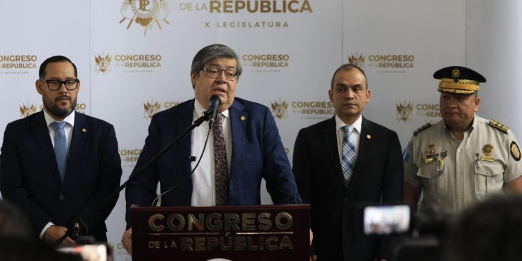 Ministro anuncia medidas ante el ataque en escuela de Colomba Costa Cuca