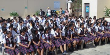 Feria informativa en el marco del Día Internacional de la Prevención de Embarazos en Adolescentes en Izabal