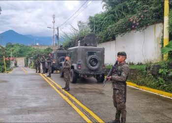 Ejército de Guatemala refuerza seguridad en Colomba Costa Cuca