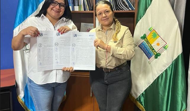 Firman convenios enfocados a mejorar el sistema de educación, red vial, agua y saneamiento para municipios de Escuintla