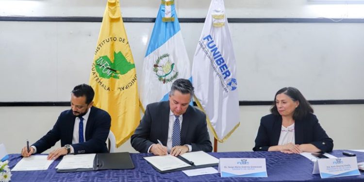 Infom firma convenio para fortalecer procesos de formación