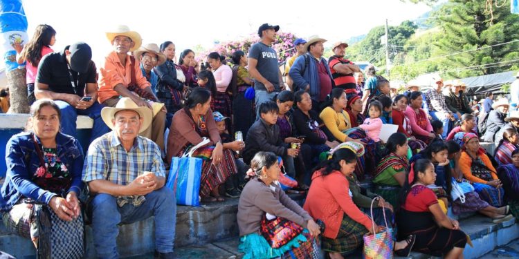 MAGA hace la primera entrega del Bono Campesino en San Gaspar Ixchil