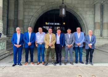 Ejecutivo da seguimiento a proyectos para fortalecer desarrollo en Petén