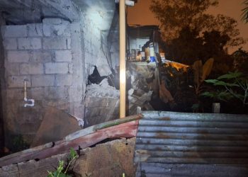 Conred coordina evacuación tras deslizamiento en colonia El Limón, zona 18