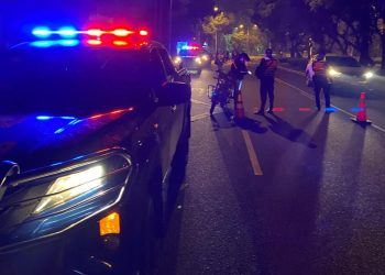 Operativo nocturno neutraliza exhibición ilegal de vehículos modificados