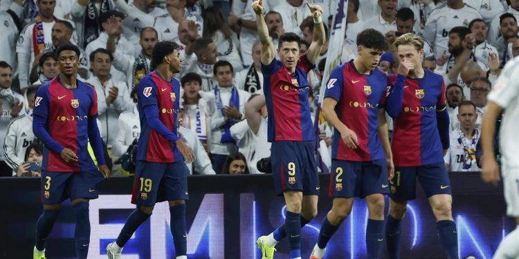 Al ritmo de “Viva la Vida”, el Barcelona asalta el Bernabéu