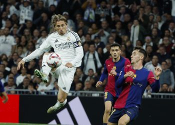 Modric se convierte en el jugador más veterano que disputa un clásico