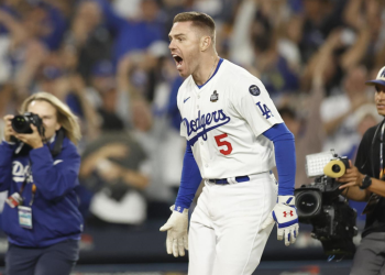 En imágenes: Freddie Freeman neutraliza a los Yankees con grand slam en la Serie Mundial