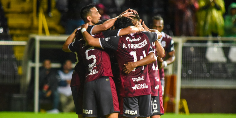 Comunicaciones sucumbe frente a Saprissa y se despide de la Concacaf Champions Cup