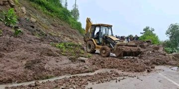 Conred reporta 838 carreteras, 85 puentes y 64 escuelas públicas con daños por lluvias